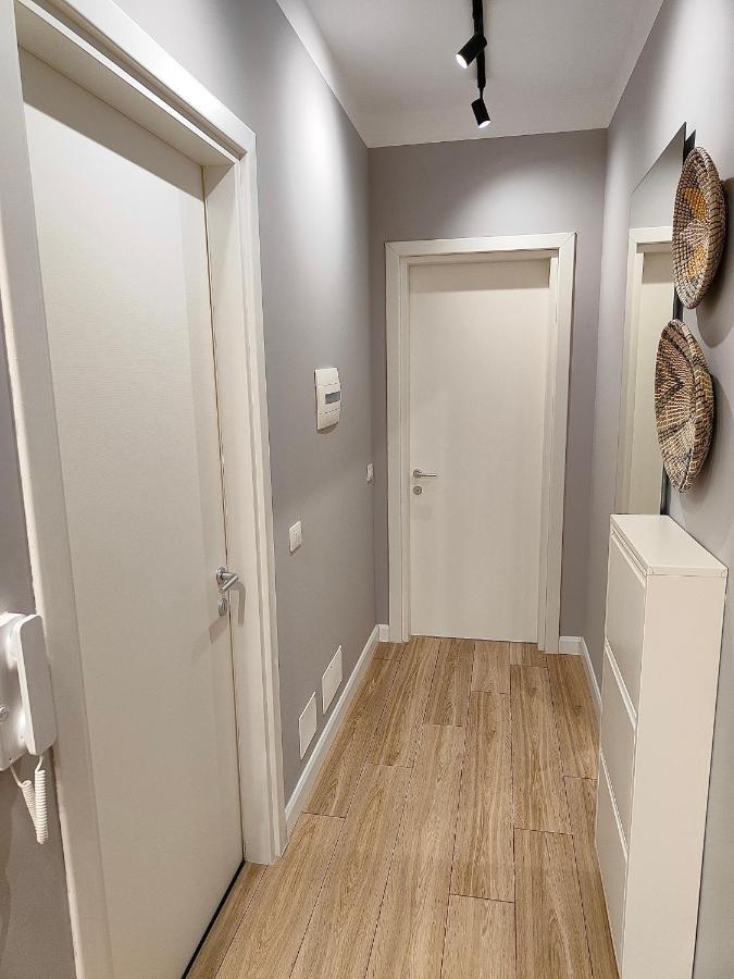 شقة Modern Style 2Br-Apt - 10Min To Skanderbeg Square تيرانا المظهر الخارجي الصورة